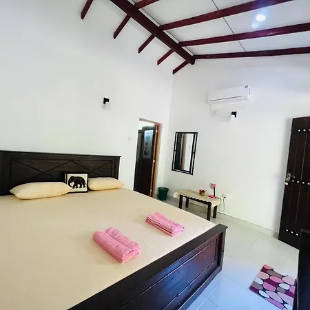 Harini Villa Sigiriya Exterior photo
